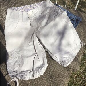 Carharrt ladies sz 8 light tan shorts